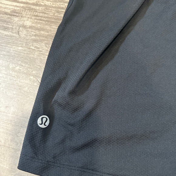 NWOT Lululemon Essential Tank *Train Black sz 8 - Picture 5 of 8